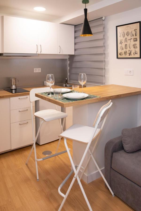 Hostal Montaloya Madrid Luaran gambar