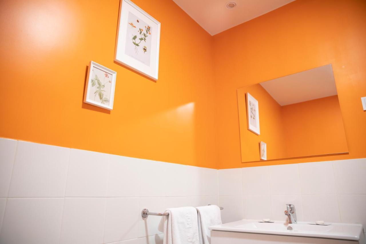 Hostal Montaloya Madrid Luaran gambar