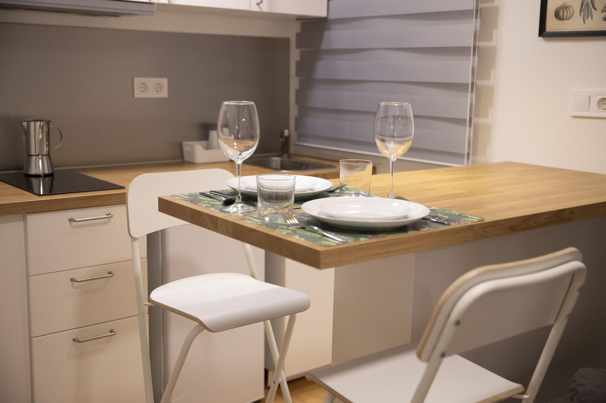 Hostal Montaloya Madrid Luaran gambar