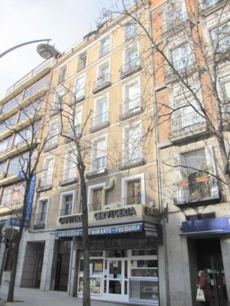 Hostal Montaloya Madrid Luaran gambar